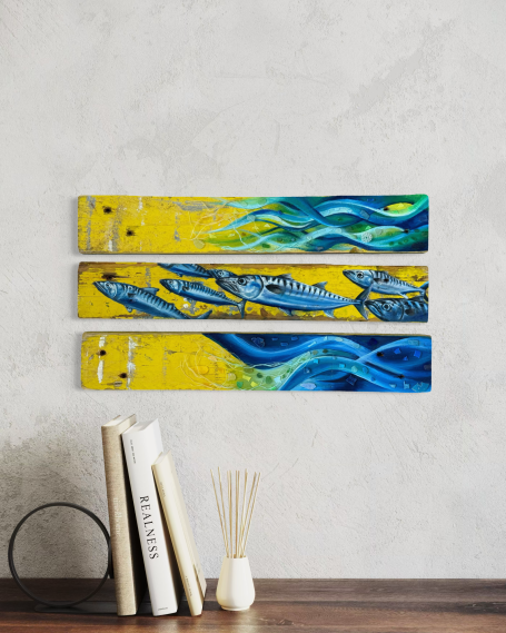 Mackerel amongst waves